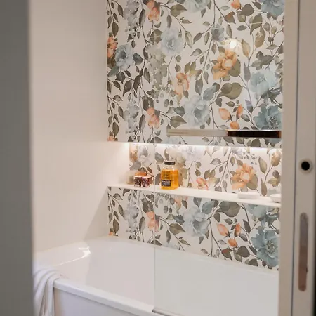 Le Zephyr - Charme, Confort Et Tranquillite A 200m De L'ocean 别墅 *