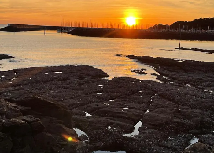 Le Zephyr - Charme, Confort Et Tranquillite A 200m De L'ocean Villa *