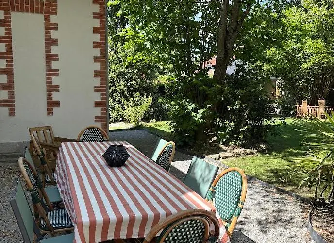 Le Zephyr - Charme, Confort Et Tranquillite A 200m De L'ocean Pornic